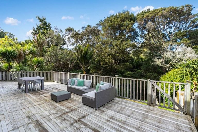 Photo of property in 28a Park Road, Glenfield, Auckland, 0629