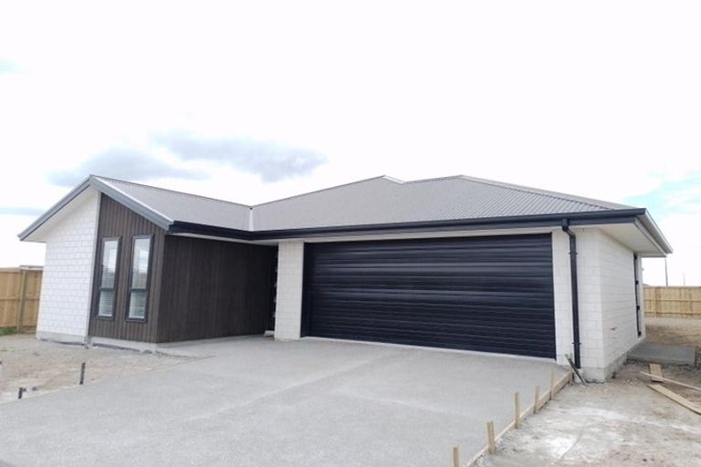Photo of property in 11 Lenborough Drive, Rolleston, 7614