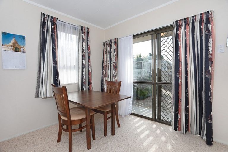 Photo of property in 1c Willis Street, Marton, 4710