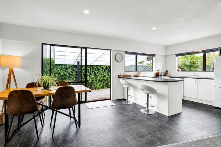 Photo of property in 3 Puriri Street, Inglewood, 4330