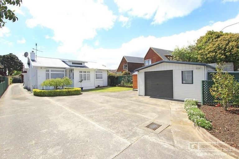 Photo of property in 353 Waterloo Road, Waterloo, Lower Hutt, 5011