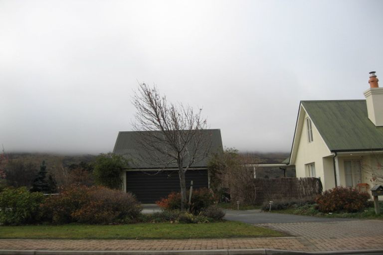 Photo of property in 34 Copper Beech Avenue, Frankton, Queenstown, 9300