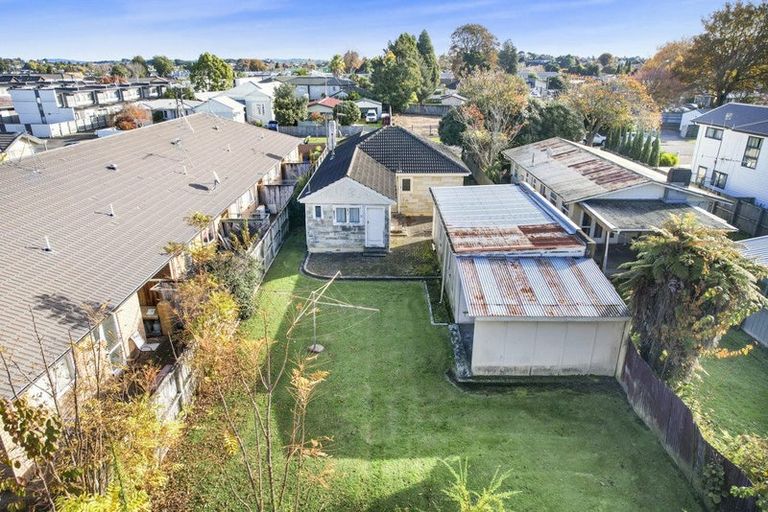 Photo of property in 11 Campbell Street, Frankton, Hamilton, 3204