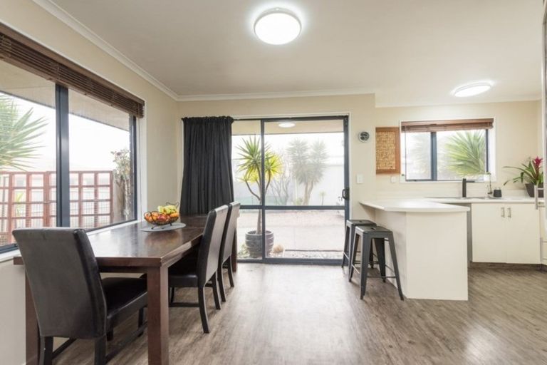 Photo of property in 17 Duffy Place, Stoke, Nelson, 7011