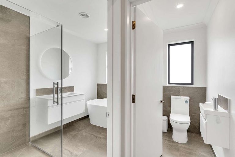 Photo of property in 8 Owen Drive, Darfield, 7510