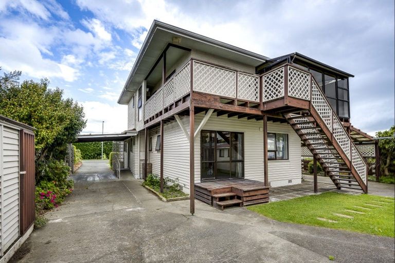 Photo of property in 608 Murdoch Road East, Akina, Hastings, 4122