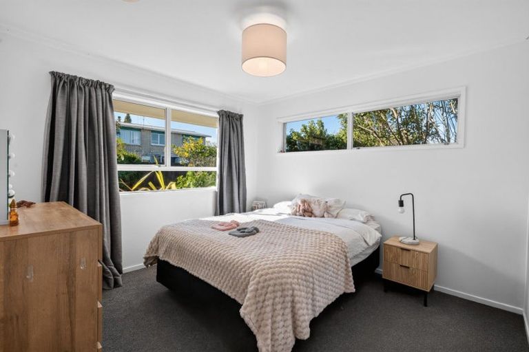 Photo of property in 16 Sunny Bay Road, Matua, Tauranga, 3110