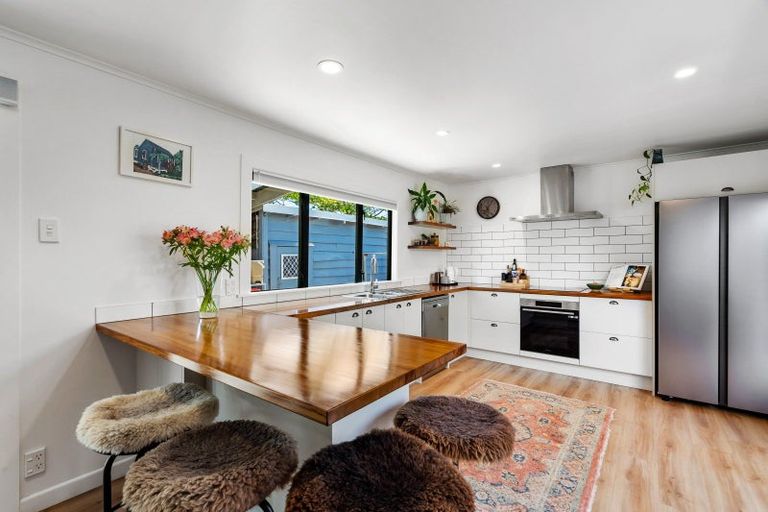 Photo of property in 9 Allens Lane, Clive, 4102