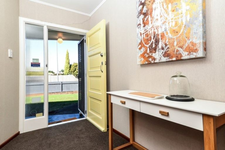 Photo of property in 1 Thorpe Street, Fairview Downs, Hamilton, 3214