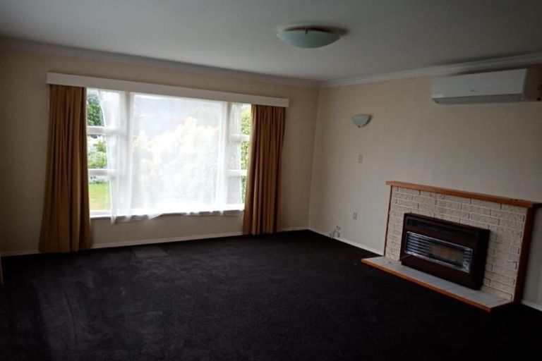 Photo of property in 79 Fraser Street, Wainuiomata, Lower Hutt, 5014