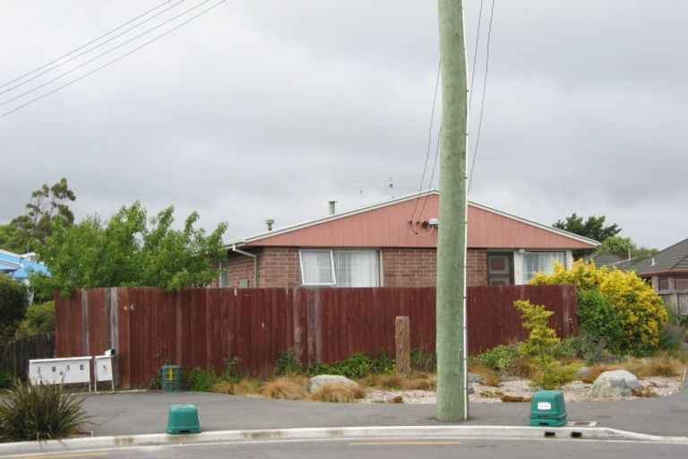 Photo of property in 2/4 Hendon Street, Edgeware, Christchurch, 8013