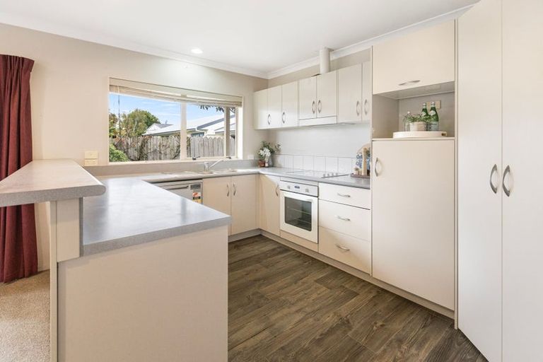 Photo of property in 8a Riverlea Drive, Katikati, 3129