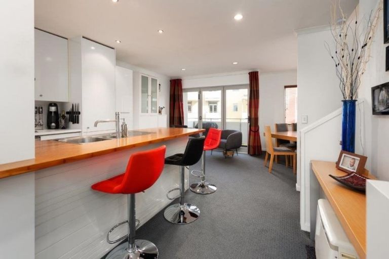 Photo of property in Marrakech Cafe, 85/305 Evans Bay Parade, Hataitai, Wellington, 6021