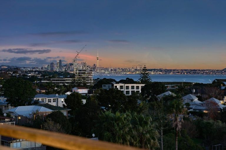 Photo of property in Maison Apartments, 406/16 Huron Street, Takapuna, Auckland, 0622