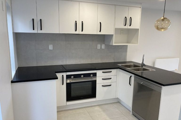 Photo of property in Rf202b, 13/18 Hewlett Road, Massey, Auckland, 0614