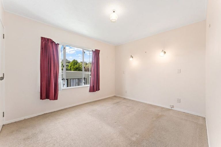 Photo of property in 1/113 Rosario Crescent, Red Beach, 0932