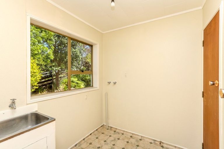 Photo of property in 9 Cabot Place, Frankleigh Park, New Plymouth, 4310
