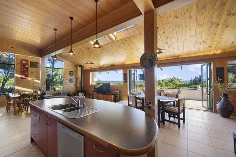 Photo of property in 63 Sunglo Terrace, Otaki, 5512