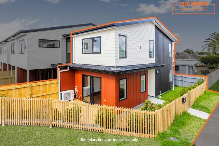 Photo of property in 56e Cyclamen Road, Mangere, Auckland, 2022