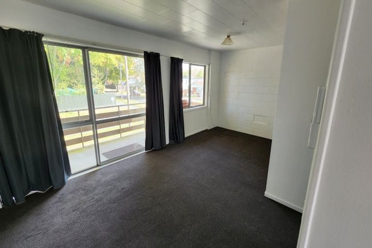 Photo of property in 2/16 Thames Street, Claudelands, Hamilton, 3214