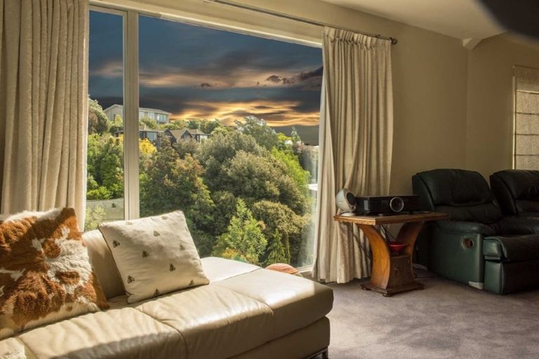 Photo of property in 1a Sherwood Lane, Cashmere, Christchurch, 8022