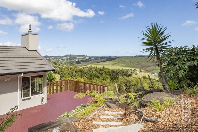 Photo of property in 75 Taylor Road, Waimauku, 0882