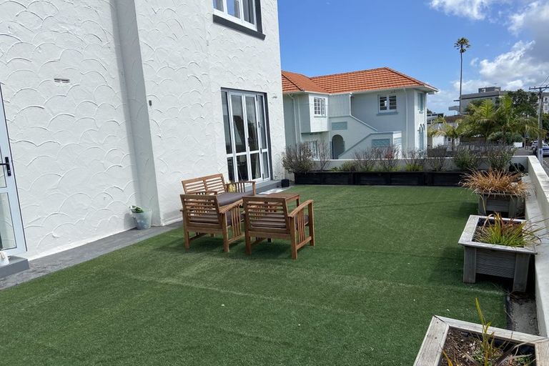 Photo of property in 1/2 View Road, Mount Eden, Auckland, 1024