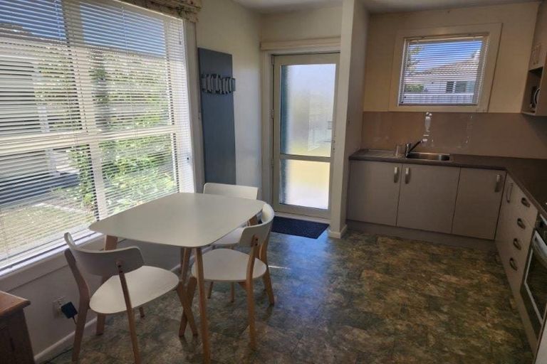 Photo of property in 2/111 Kaiwara Street, Hoon Hay, Christchurch, 8025