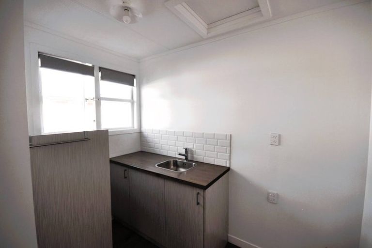 Photo of property in 16 Grant Crescent, Masterton, 5810