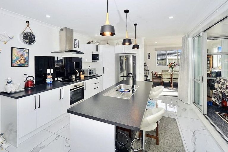 Photo of property in 14a No 2 Road, Te Puke, 3119