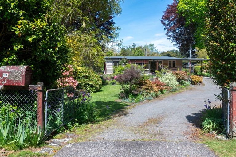Photo of property in 11 Kokopu Street, Turangi, 3334