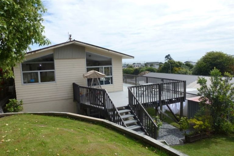 Photo of property in 11 Hewlett Road, Karoro, Greymouth, 7805