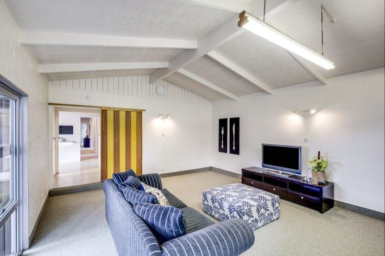 Photo of property in 42 Balliol Avenue, Pirimai, Napier, 4112