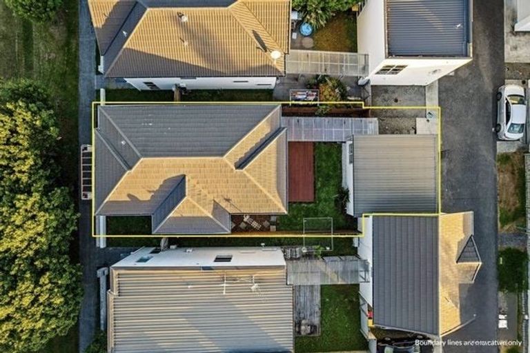 Photo of property in 11 Phar Lap Crescent, Takanini, 2112