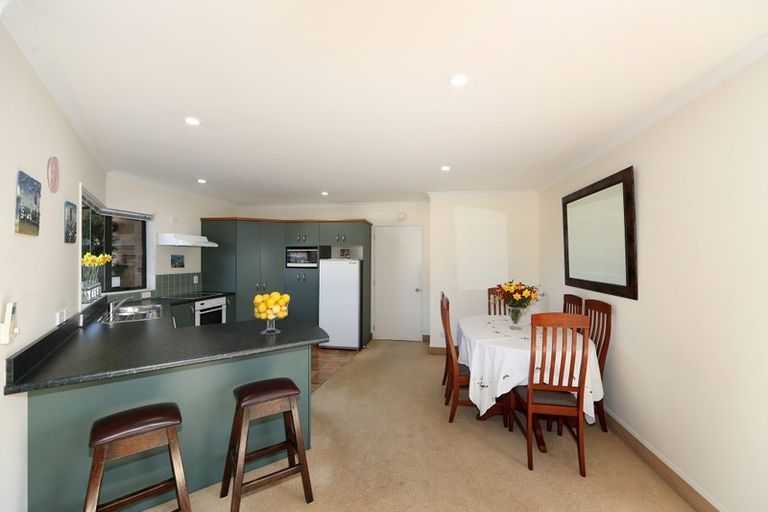 Photo of property in 4/28 Te Aute Road, Havelock North, 4130