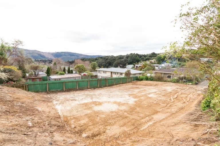 Photo of property in 18a Forest Road, Pinehaven, Upper Hutt, 5019