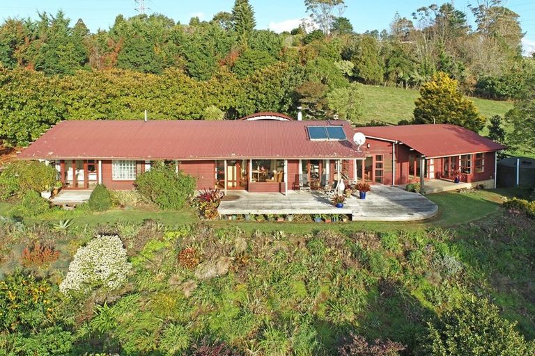 Photo of property in 392 Hillview Road, Bombay, 2675