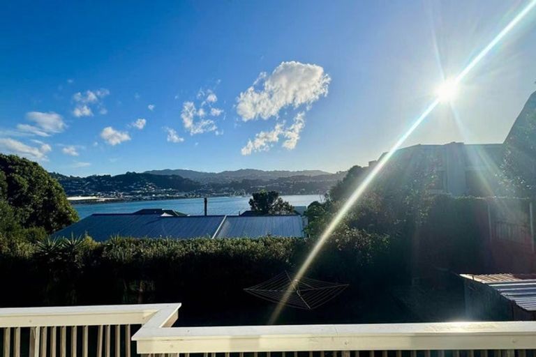Photo of property in 57 Maupuia Road, Maupuia, Wellington, 6022
