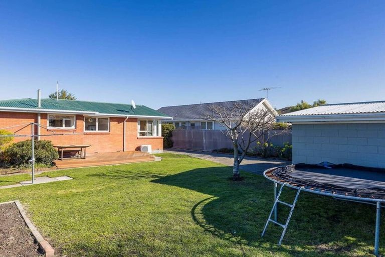 Photo of property in 28 Fern Drive, Halswell, Christchurch, 8025