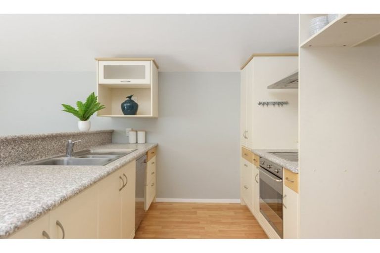 Photo of property in 24/19 Brodie Place, Bethlehem, Tauranga, 3110