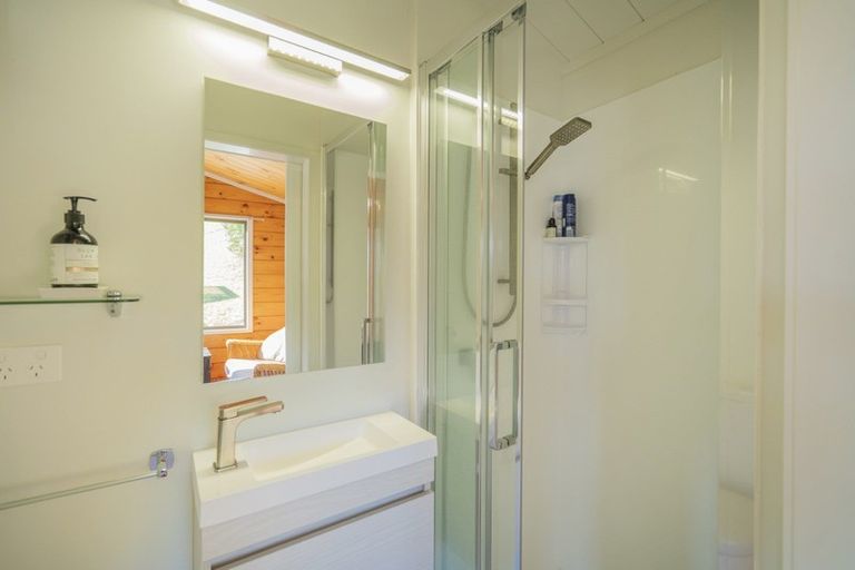 Photo of property in 1208 Hikuai Settlement Road, Pauanui, Hikuai, 3579