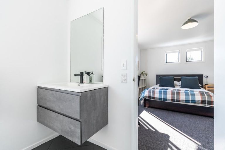 Photo of property in 31 Cowley Drive, Leamington, Cambridge, 3432