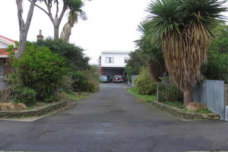 Photo of property in 90 Melbourne Street, South Dunedin, Dunedin, 9012