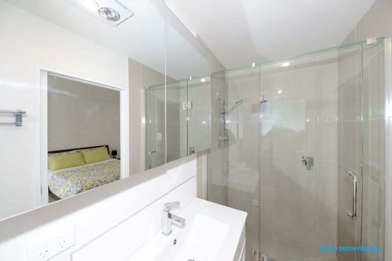 Photo of property in 48 Hooker Avenue, Bryndwr, Christchurch, 8053