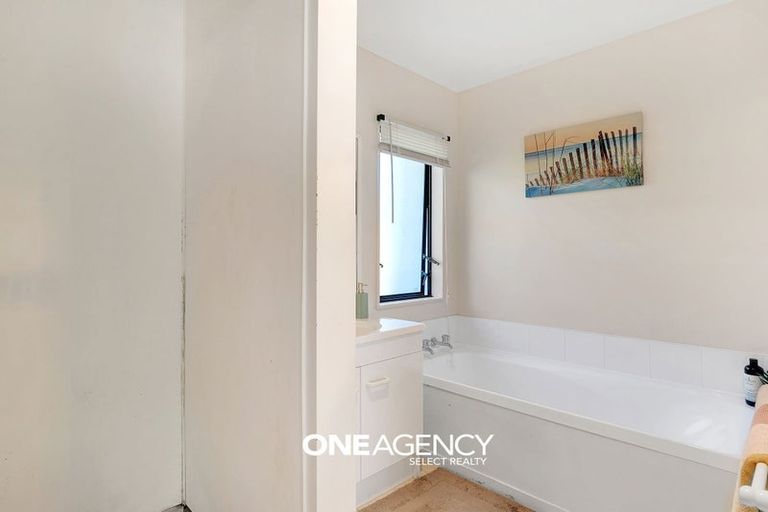 Photo of property in 1/43 Rose Street, Ranui, Porirua, 5024