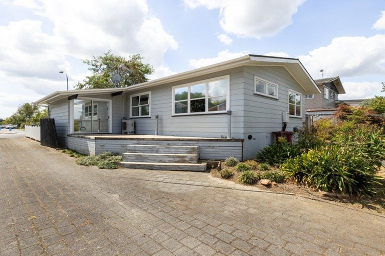 Photo of property in 77 Pohutukawa Drive, Pukete, Hamilton, 3200