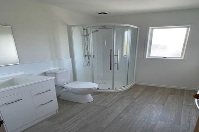 Photo of property in 3b Sample Road, Albany, Auckland, 0632