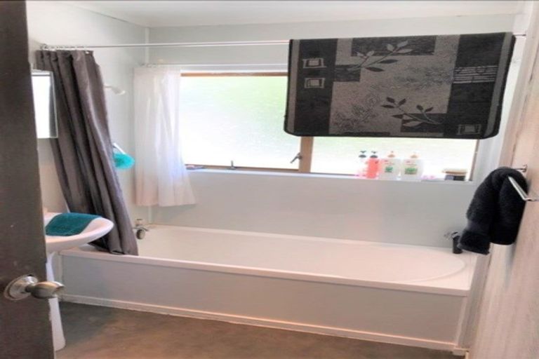 Photo of property in 4/27a Vine Street, Mangere East, Auckland, 2024