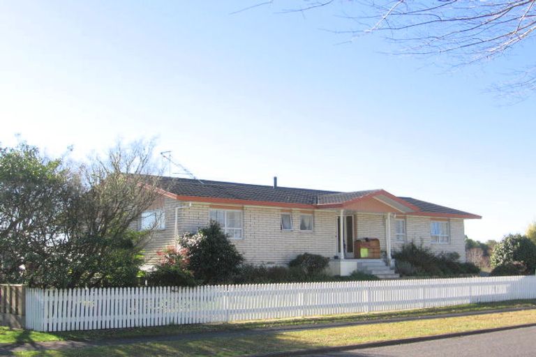 Photo of property in 2 Brookview Court, Queenwood, Hamilton, 3210