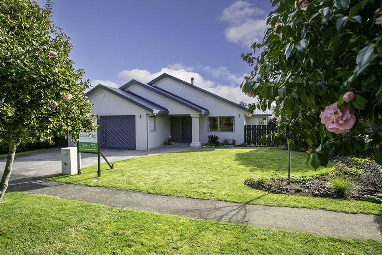 Photo of property in 69 Carlyle Street, Leamington, Cambridge, 3432